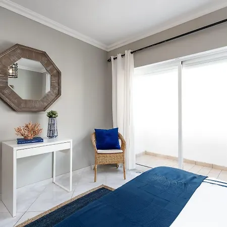 Spacious&bright2bedroom Near Beaches,sleeps 6 * Portimao