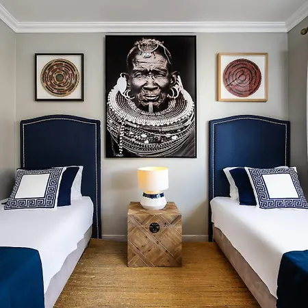 Spacious&bright2bedroom Near Beaches,sleeps 6 포티마오