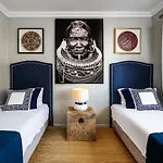 Spacious&bright2bedroom Near Beaches,sleeps 6 포티마오